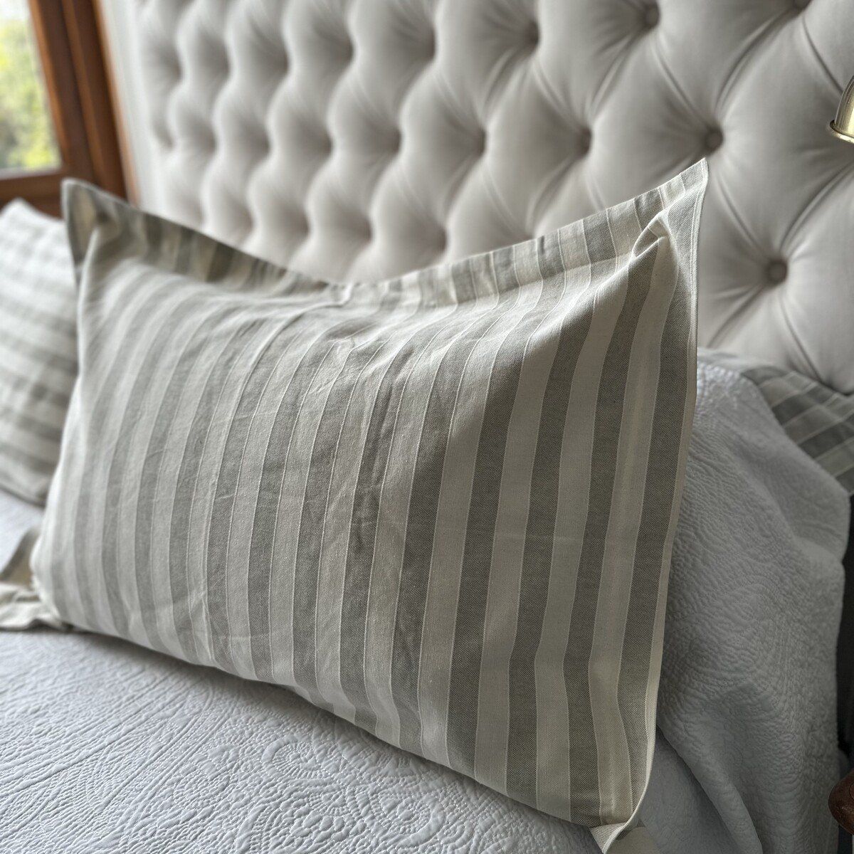 CASA CECILIA - Funda de Cojín 50x70 Teresa Rayas Beige Claro Casa Cecilia