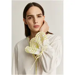 SCALPERS - Blusa Detalle Filo Bordado Yellow