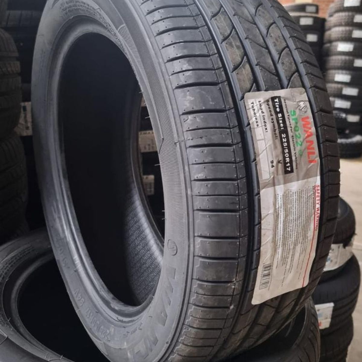 GENERICO - NEUMATICO 22550 R17 WANLI SP022 94V