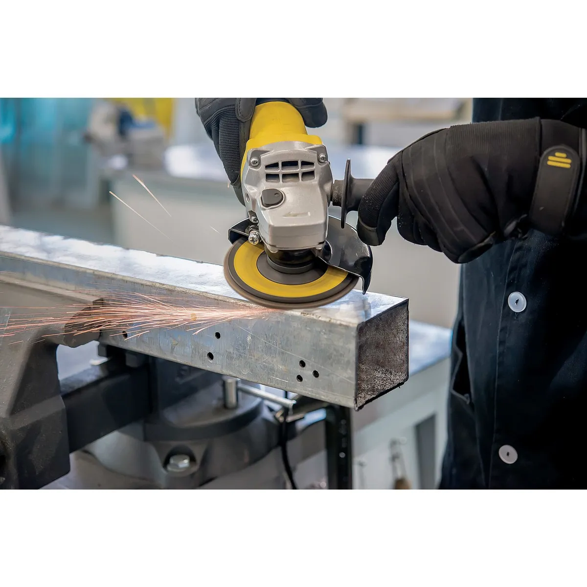 STANLEY - Disco flap de zirconio 4-1/2” grano 120 STANLEY STA4120FZ-BR