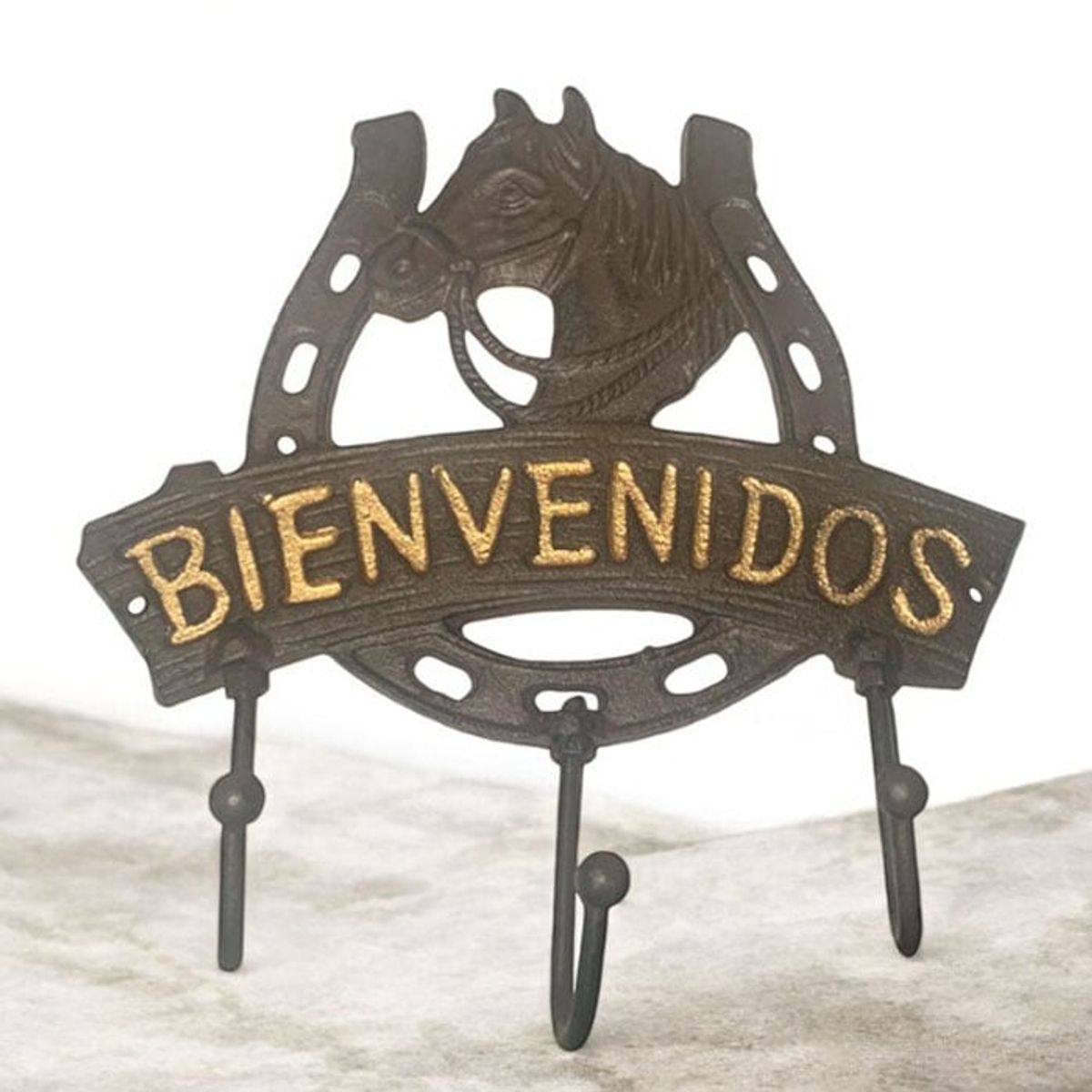 BRIC - Perchero con diseño caballos