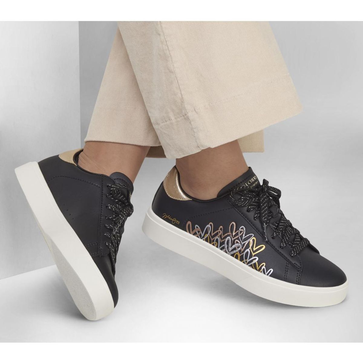 SKECHERS - Zapatilla Mujer Eden Lx Gleaming Hearts Negro Skechers