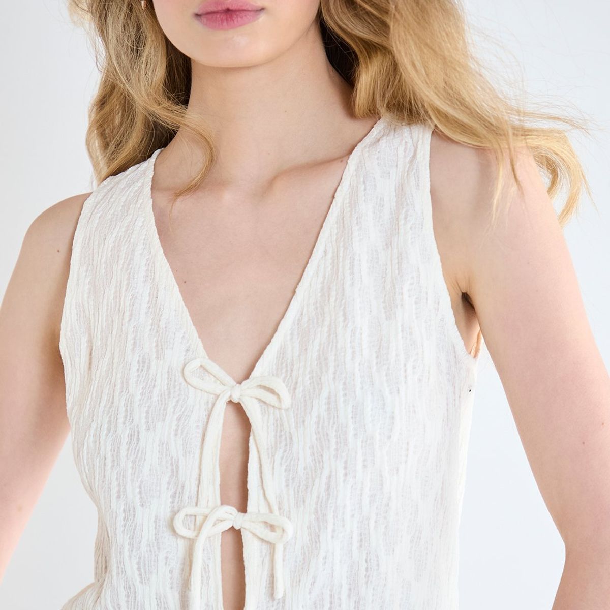 IO - Polera Sin Mangas Crudo Mujer Io