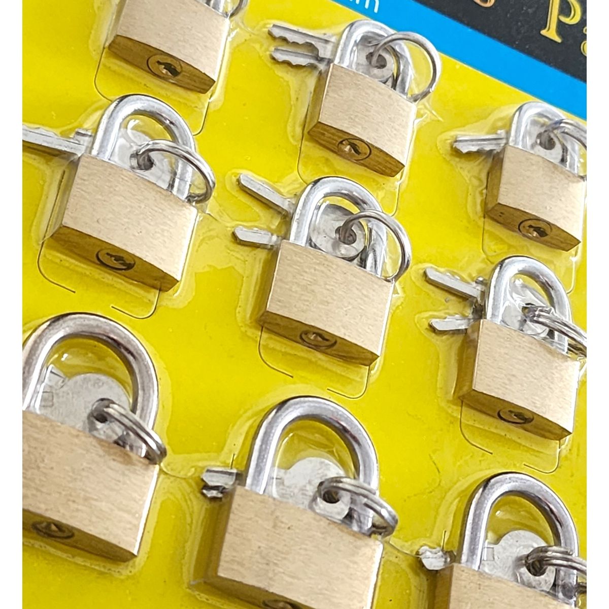 GENERICO - Pack 12 Candados de 20, 25 y 30mm Con Llaves 13432