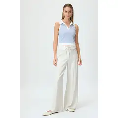 IO - Pantalon Liso Beige