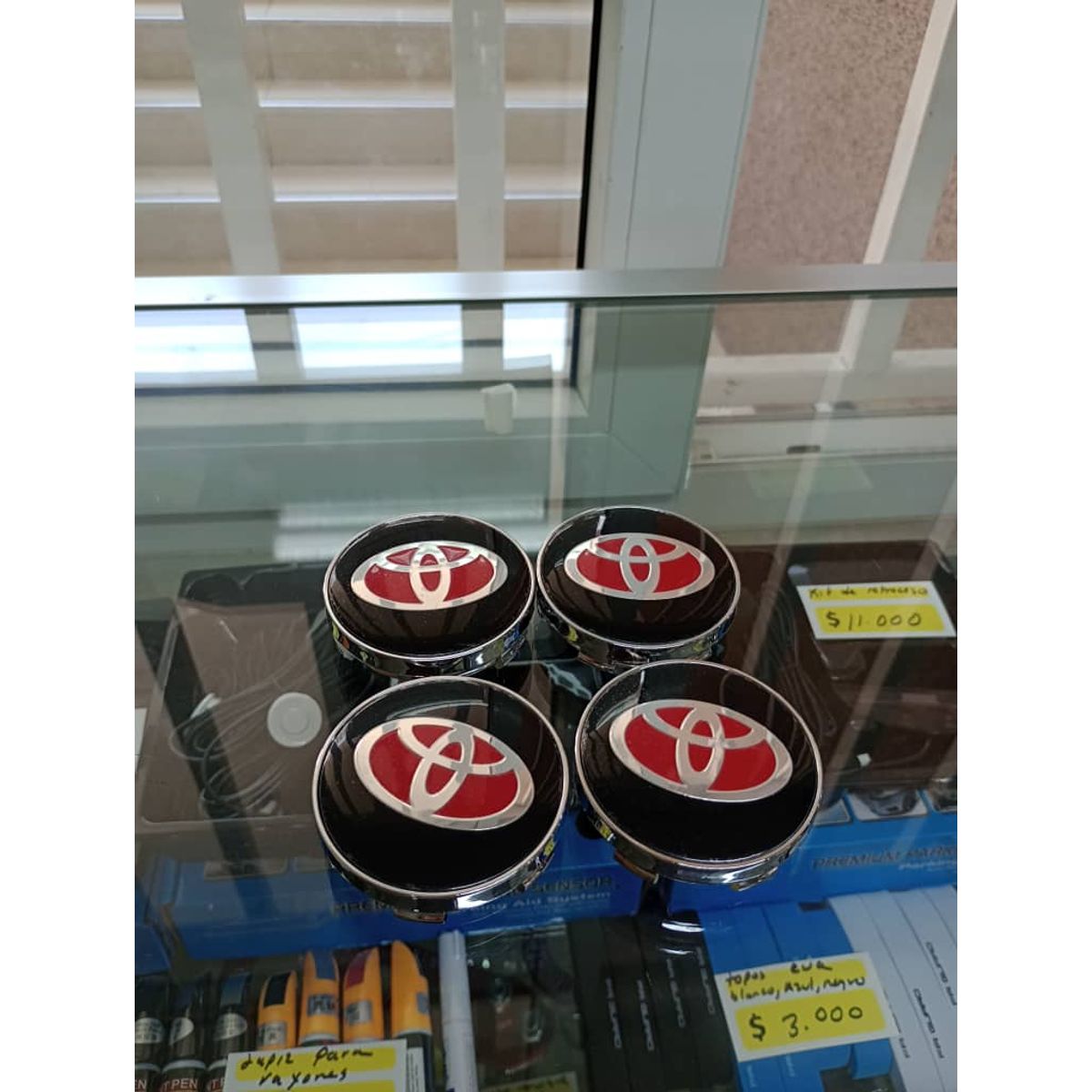 GENERICO - Tapa centro Llantas autos 60mm universal toyota NEGRO rojo