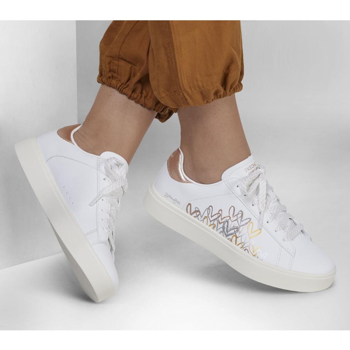 SKECHERS - Zapatilla Mujer Eden Lx Gleaming Hearts Blanco Skechers