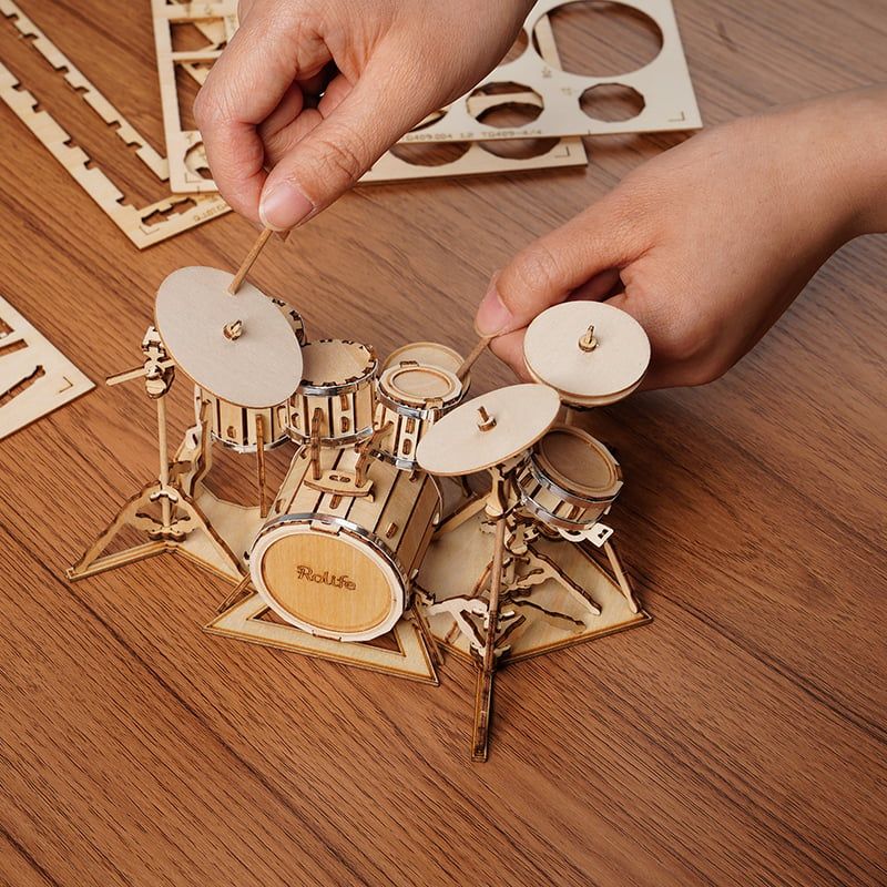 ROBOTIME - Batería de Madera Puzzle 3D Robotime - Miniatura Detallada