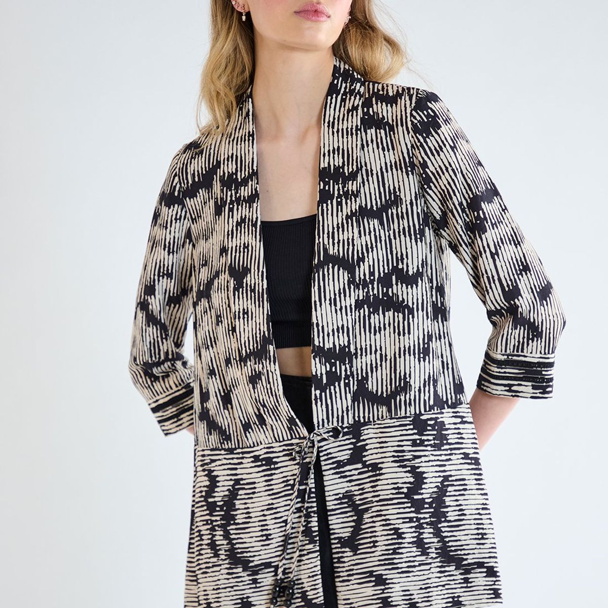 IO - Tapado Negro Mujer Io