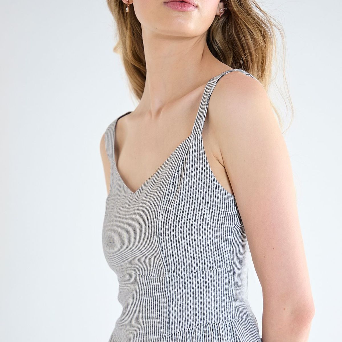 IO - Vestido Corto Gris Mujer Io