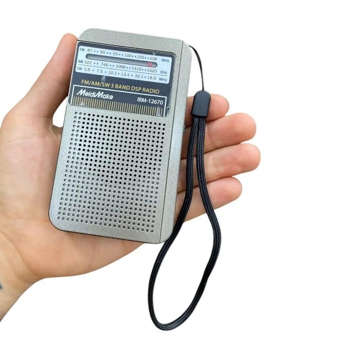 GENERICO - RADIO PARLANTE PORTÁTIL FMAMSW RECARGABLE DE BOLSILLO