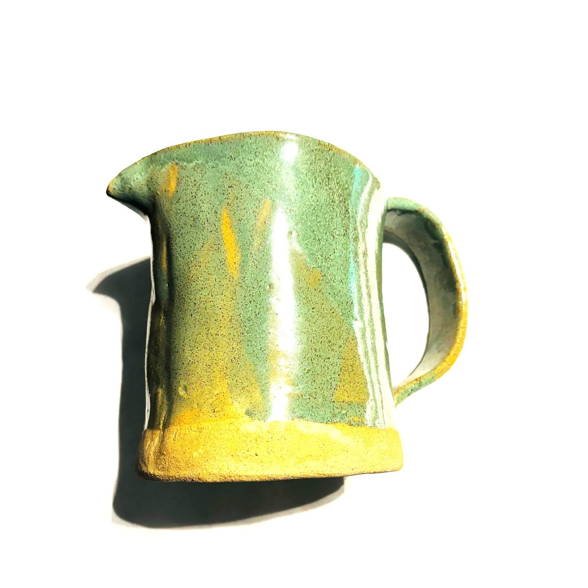 GOIC DISEÑOS - Jarra de cerámica gres moldeada a mano diseño exclusivo