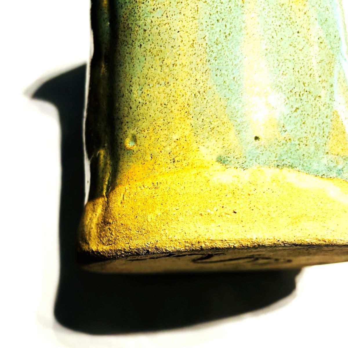 GOIC DISEÑOS - Jarra de cerámica gres moldeada a mano diseño exclusivo