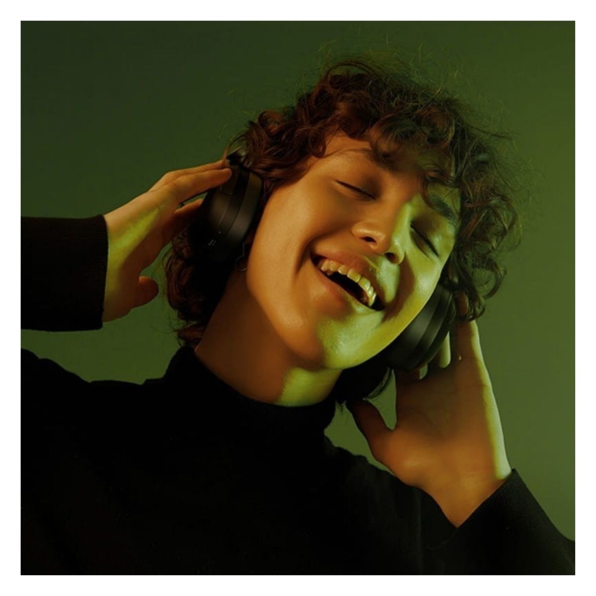 QCY - QCY H4 Audifonos Bluetooth Inalámbricos ANC - Negro