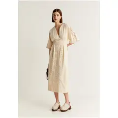 SCALPERS - Vestido Midi Bordados Ecru