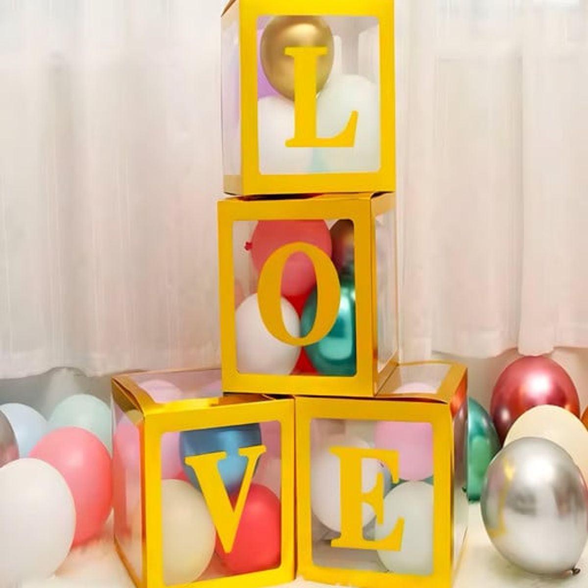 GENERICO - CAJA CON DECORACION LOVE SAN VALENTIN DORADO