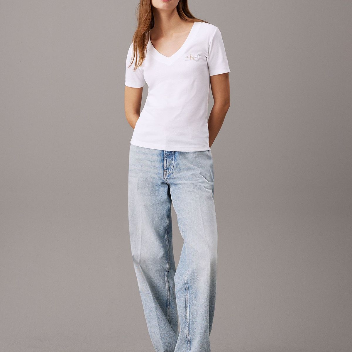 CALVIN KLEIN - Polera Woven Label Rib V-Neck Blanco Calvin Klein