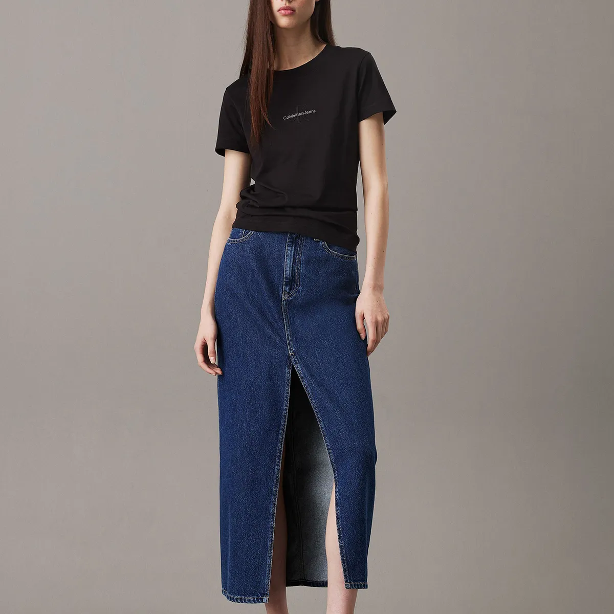 CALVIN KLEIN - Polera Monologo Slim Negro Calvin Klein