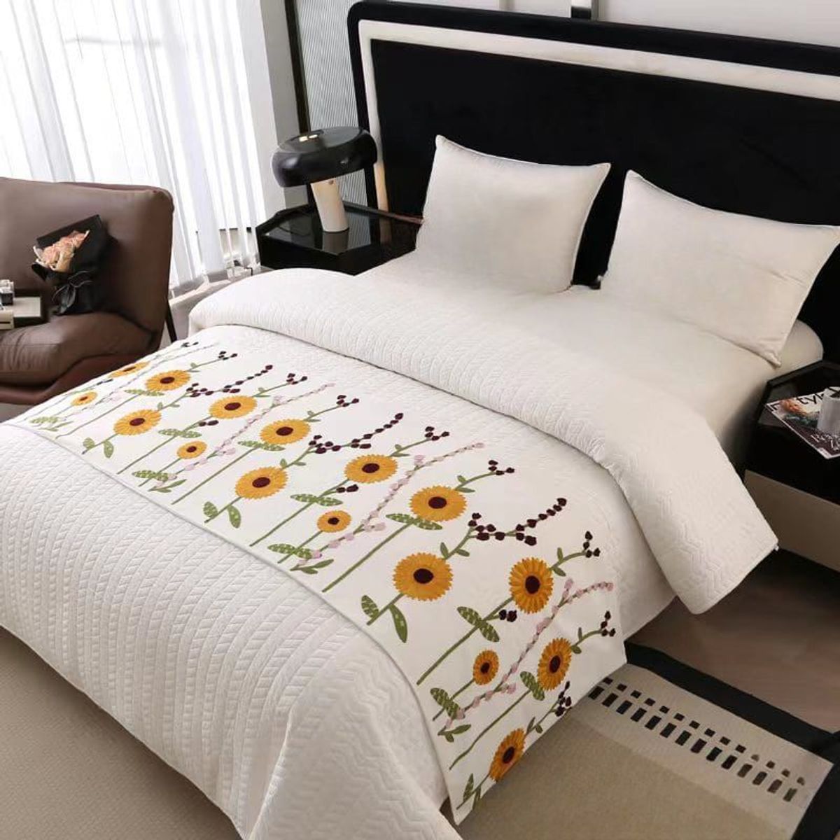 GENERICO - PIECERA DE CAMA BORDADA DECORATIVA 60X200 CM