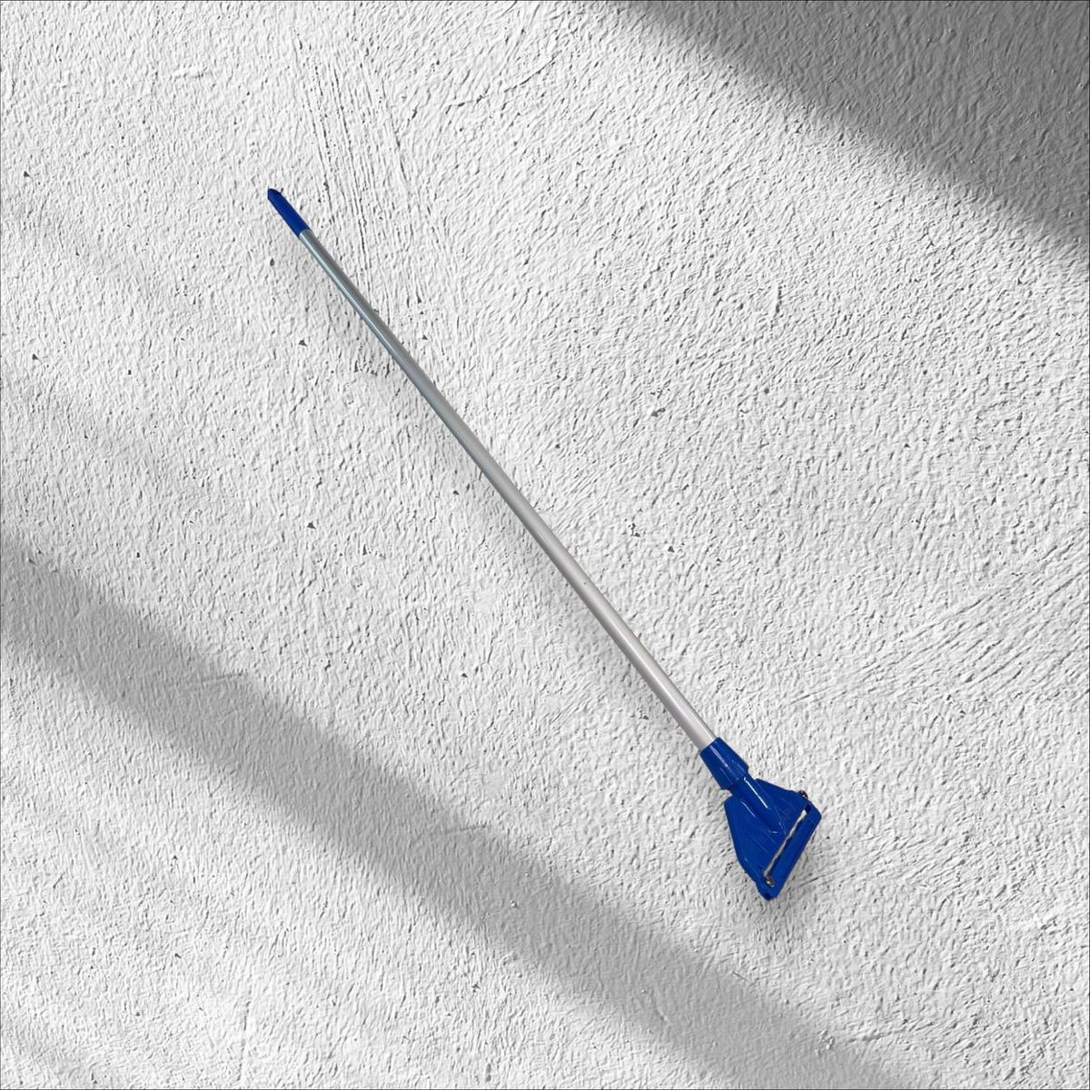 ALDAY - Trapeador Mopa de Flecos de Hilo en Color Gris Incluye Palo