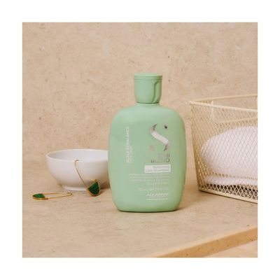 Imagen 2 del producto SHAMPOO PARA CABELLO GRASO BALANCING ALFAPARF 250 ML