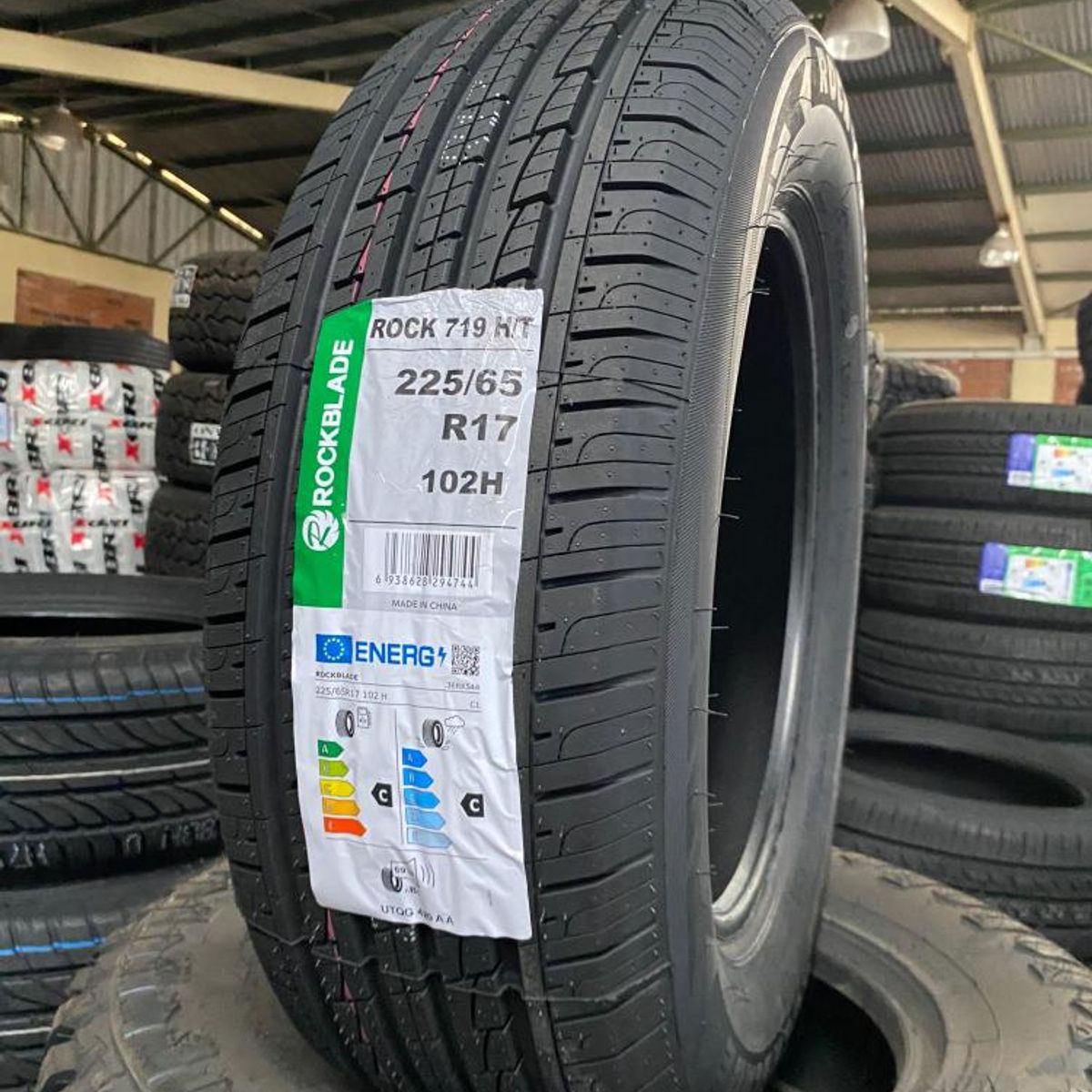 ROCKBLADE - NEUMATICO 22565 R17 ROCKBLADE ROCK 719 HT 102H