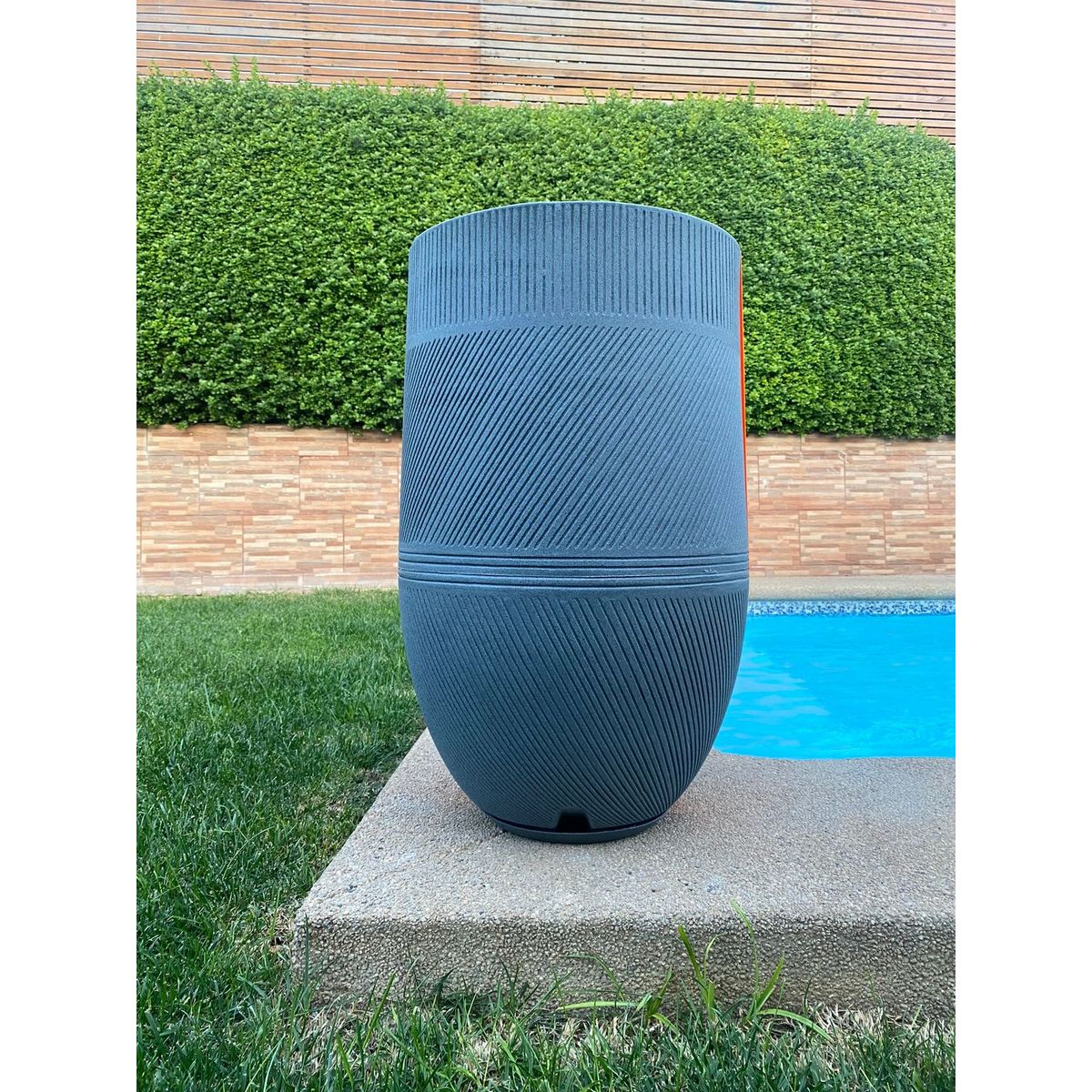 FLORIDIS - MACETERO FLORIDIS GRAFITO ARGOS 71CM ALTO CON PLATO