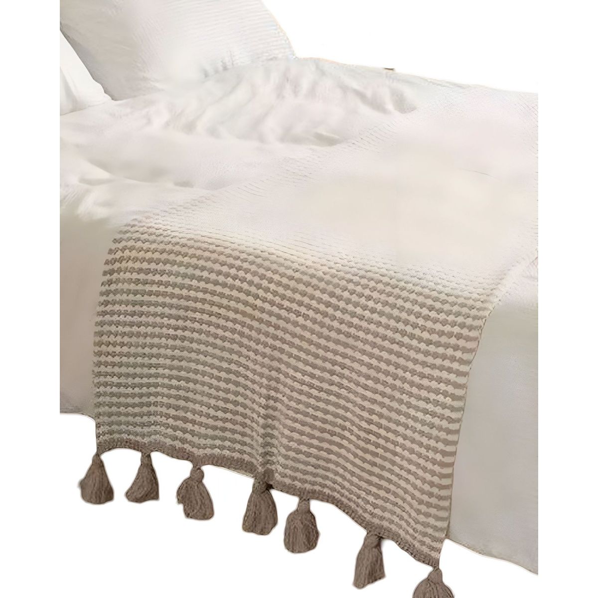 GENERICO - MANTA O PIECERA CON POMPONES