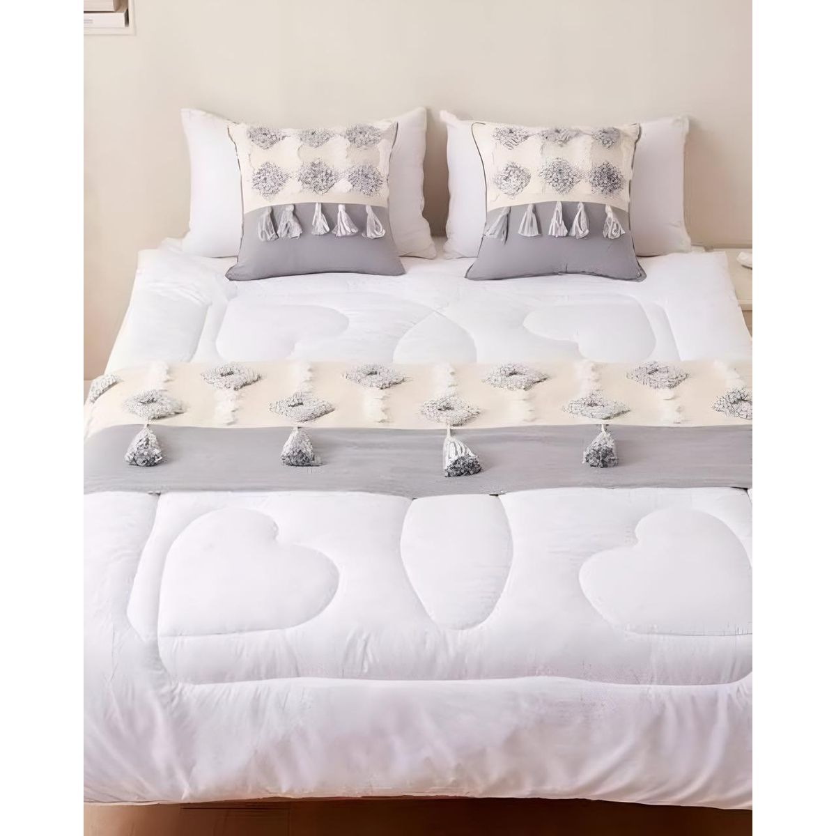 GENERICO - JUEGO DE PIECERA DE CAMA CON 2 FUNDAS MODELO BOHO