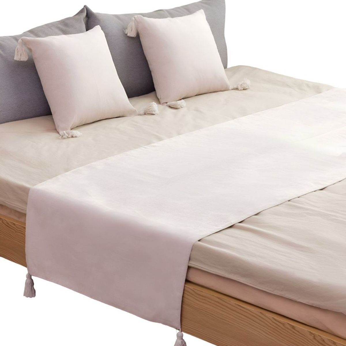 GENERICO - JUEGO DE PIECERA DE CAMA MAS 2 COJIN CON FUNDAS MODELO PLUSH BLANCA