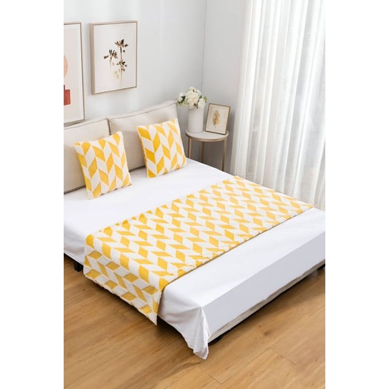 GENERICO - JUEGO DE PIECERA DE CAMA MAS 2 COJIN CON FUNDAS MODELO RASTROJAR AMARILLO