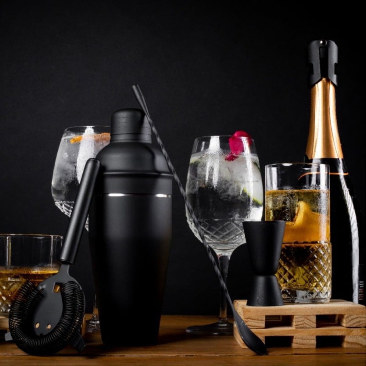 LUGANO - Set Bar 6pzs Negro Manhattan Pro Acero Inoxidable Lugano