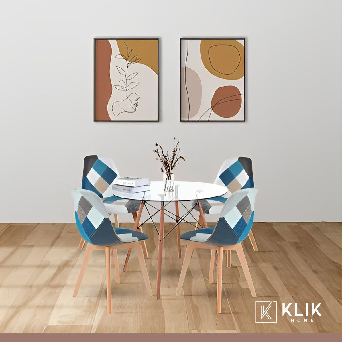 KLIK - Mesa Redonda vidrio 100cm + 4 Sillas Eames Patchwork Tela Wood Celeste