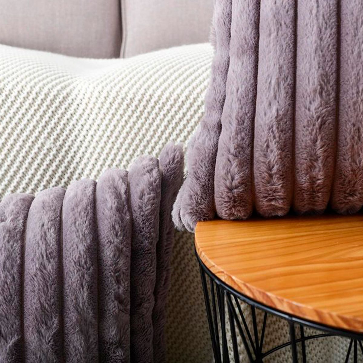 GENERICO - Funda Para Cojín Terciopelo Líneas 45x45 Color Gris