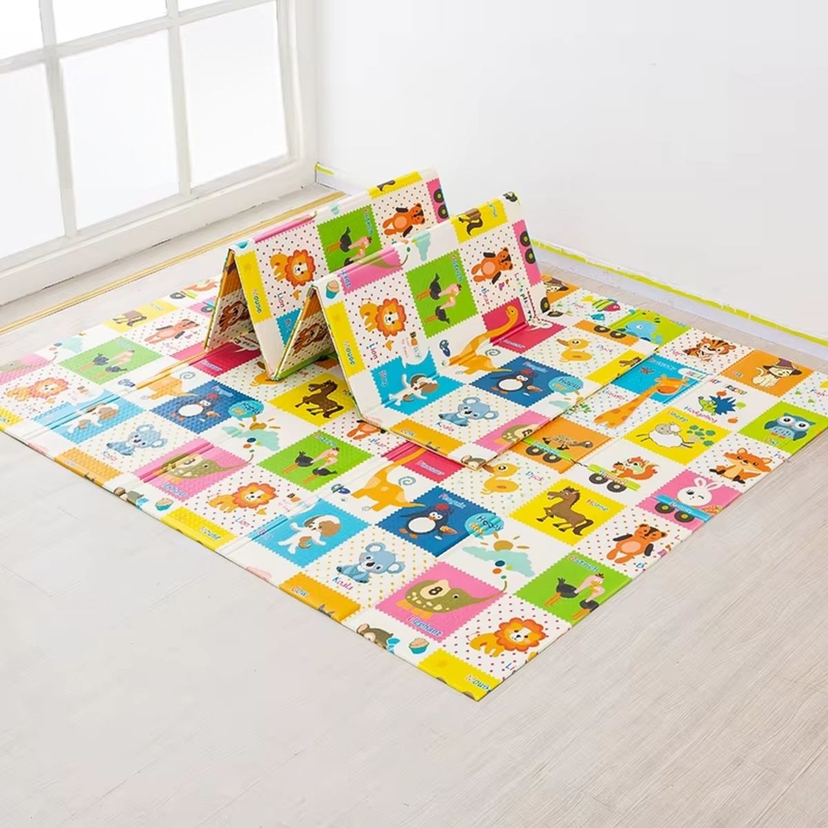 BBQOOL - Alfombra Plegable Antigolpes Animals 200cm x 180cm