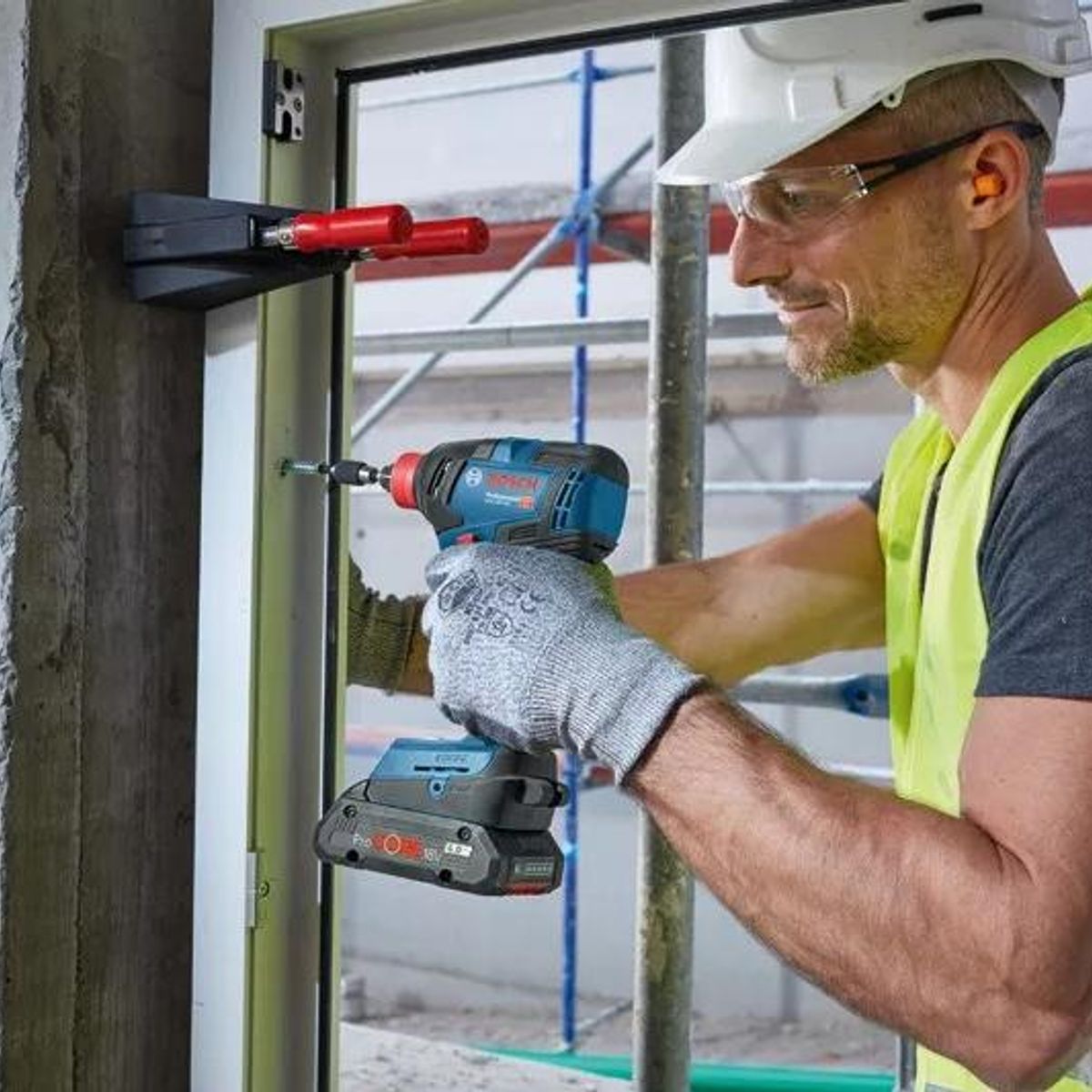 BOSCH - LLAVE DE IMPACTO BOSCH GDX 18V-200 PROFESIONAL