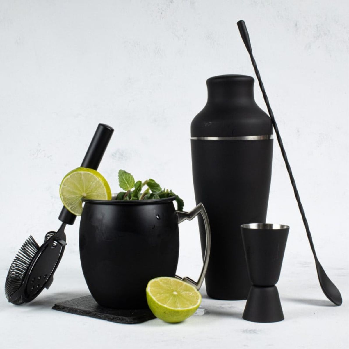 LUGANO - Jarra 500ml Lisa Moscow Mule Negro Mate Acero Lugano