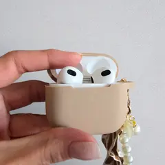 GENERICO - Funda para Audífonos Fashion Color Arena - Compatible Airpods 3