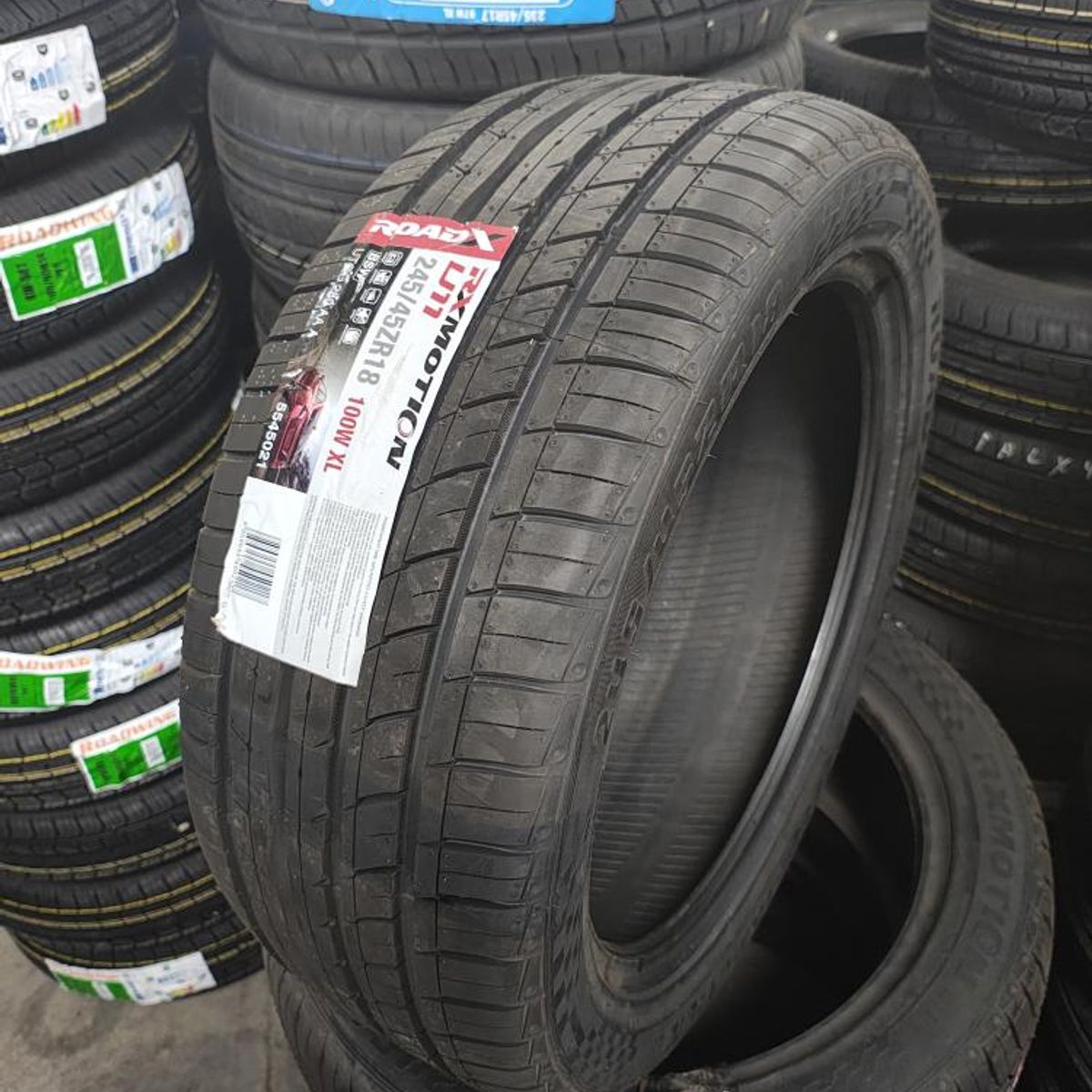 GENERICO - NEUMATICO 24545 R18 ROADX RXMOTION U11 100W