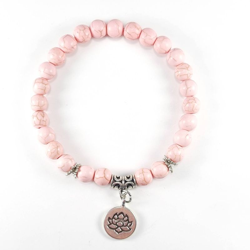 RITO DE LUNA - Pulsera piedra natural howlita rosa con dije de loto