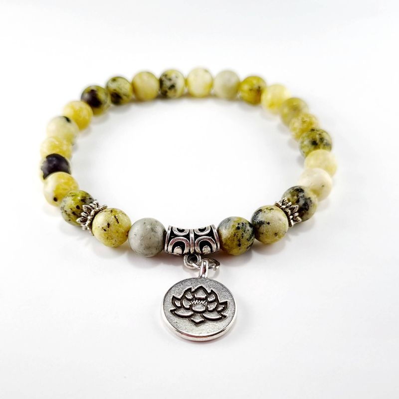 RITO DE LUNA - Pulsera piedra natural Jaspe con dije de loto