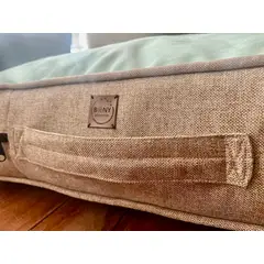 GENERICO - CAMA DE PERRO LEXURY SOFT HIPOALERGINICA 50 X 40 X20 BYCOLOR