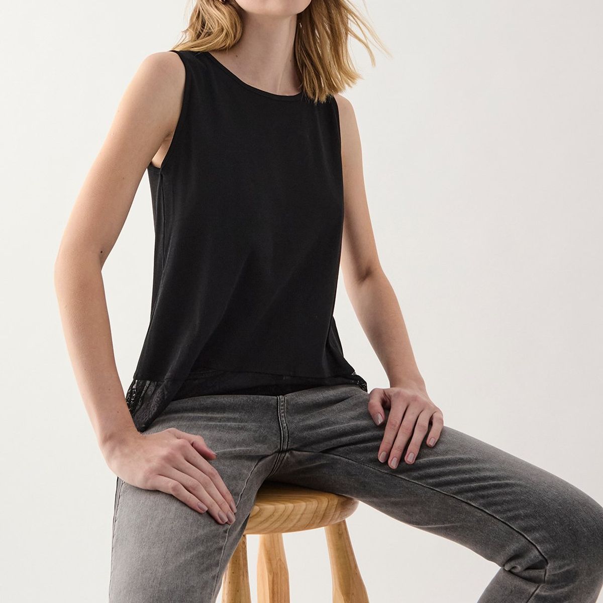 ASH - Polera Sin Mangas Negro Mujer Ash