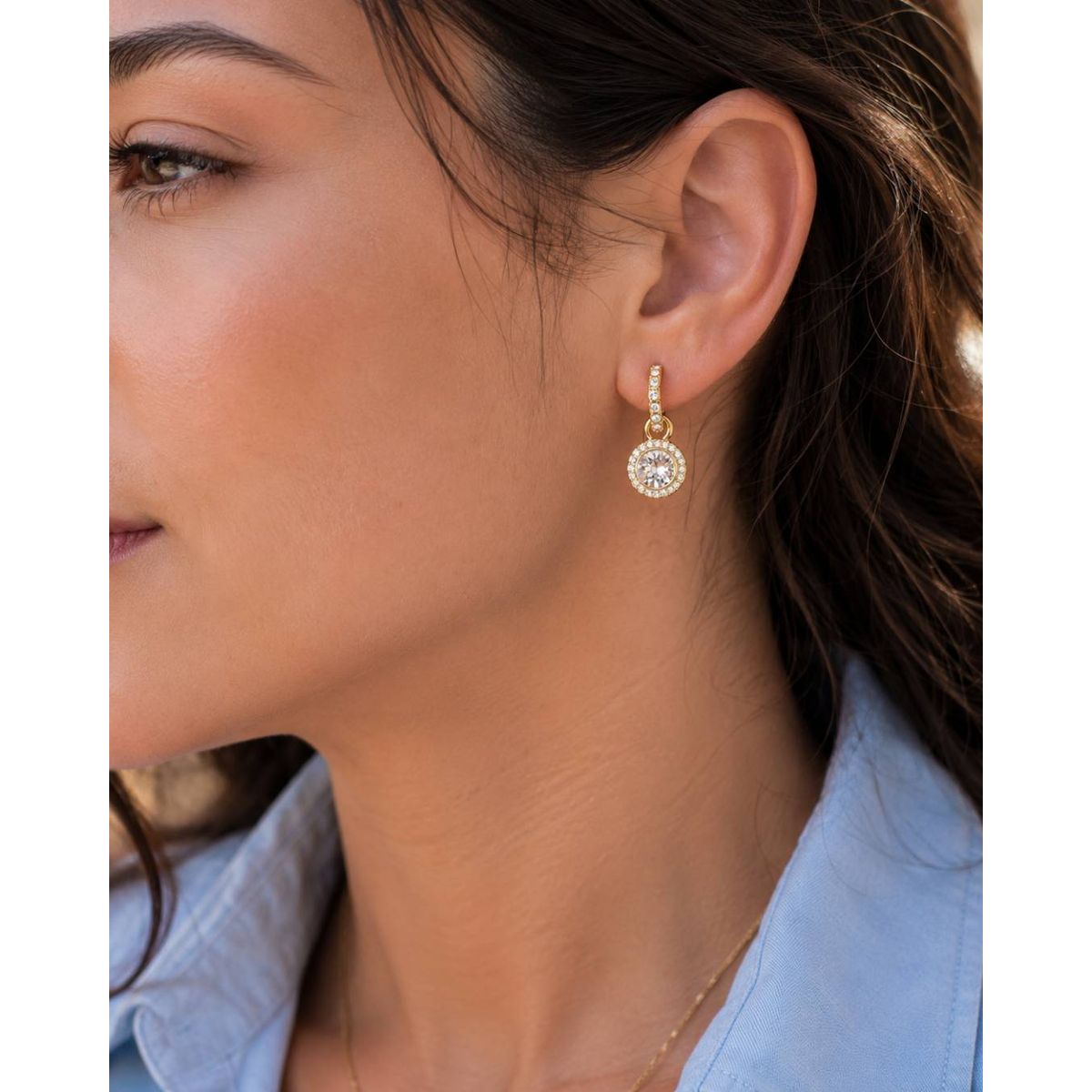 BLOOM CRYSTAL - Aros Colgantes Oro con Cristales Transparentes  Pendientes Mujer Elegantes