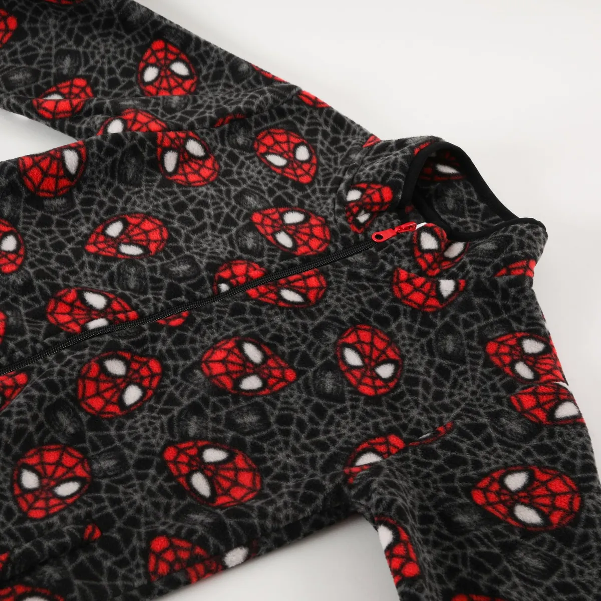 MARVEL - Polar Niño Spiderman Spider Webs Gris Marvel
