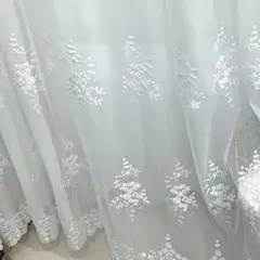 GENERICO - VISILLO BORDADO 2 PAÑOS 140X240 CM CON ARGOLLAS D FLORES MCHENG
