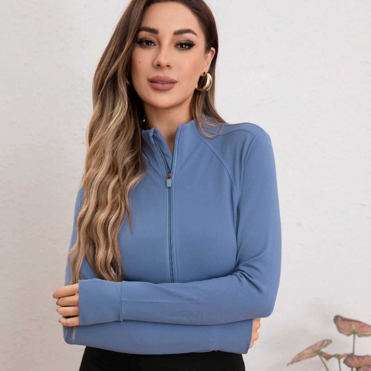 LIKE SHOP - Poleron Deportivo Mujer Corto Elasticado Corte Entallado Cierre 7016