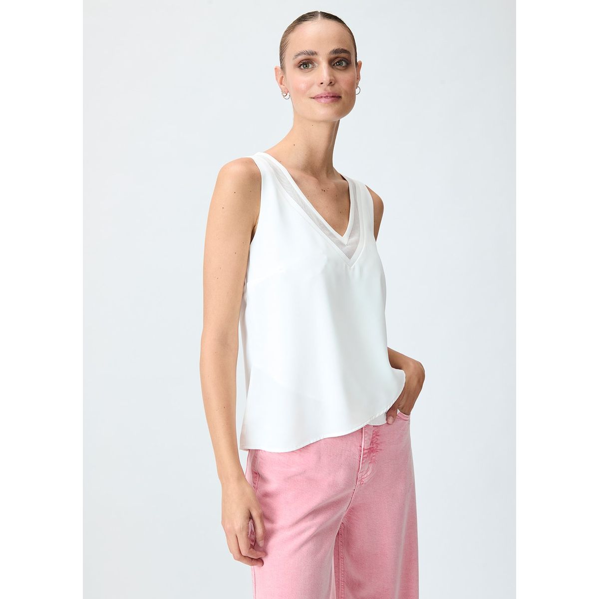 IO - Blusa Sin Mangas Crudo Mujer Io