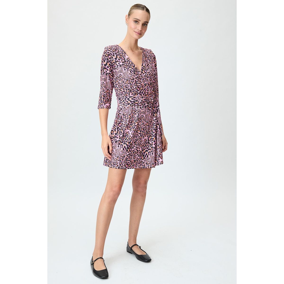 IO - Vestido Corto Rosado Mujer Io