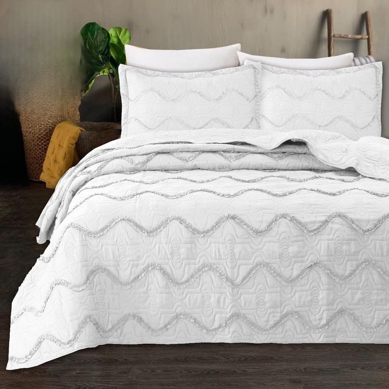 GENERICO - Quilt de Verano 1.5 plaza con Relieve Color Blanco
